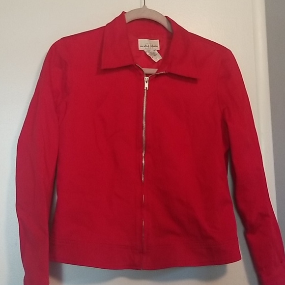 Red jacket - Picture 2 of 2